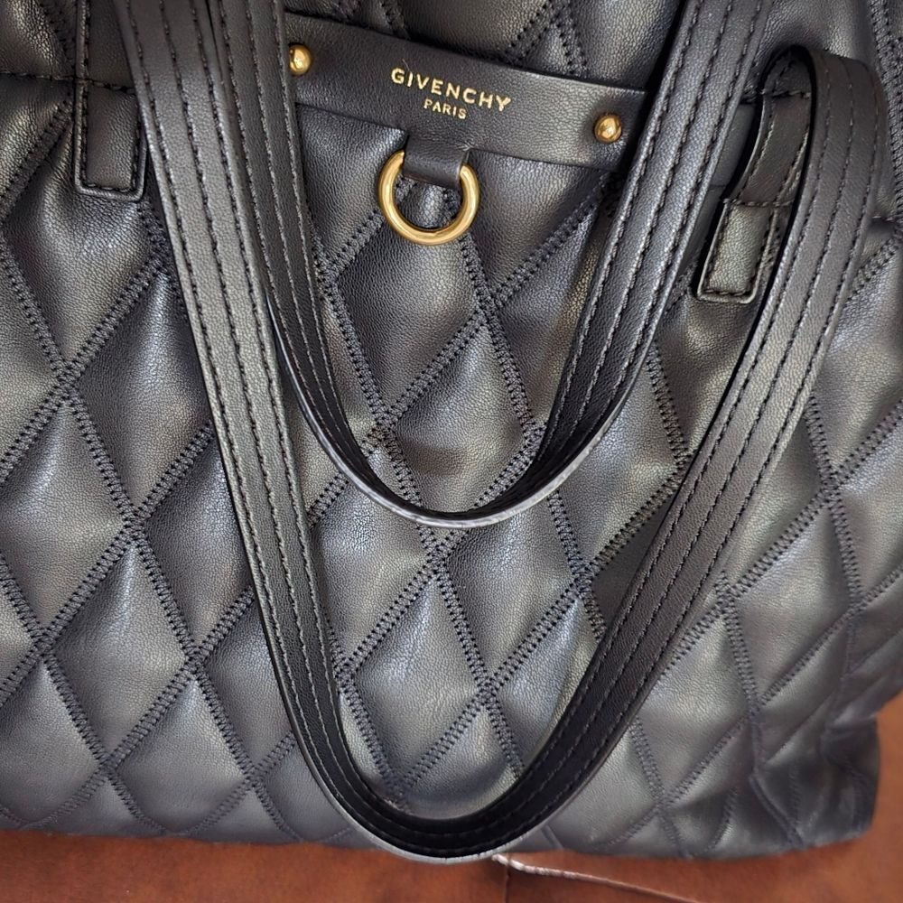 Givenchy Duo Quilted Tote Bag in Black With Dustbag! - Picture 10 of 17
